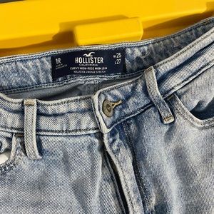 Hollister soft washed straight leg jeans for teens
